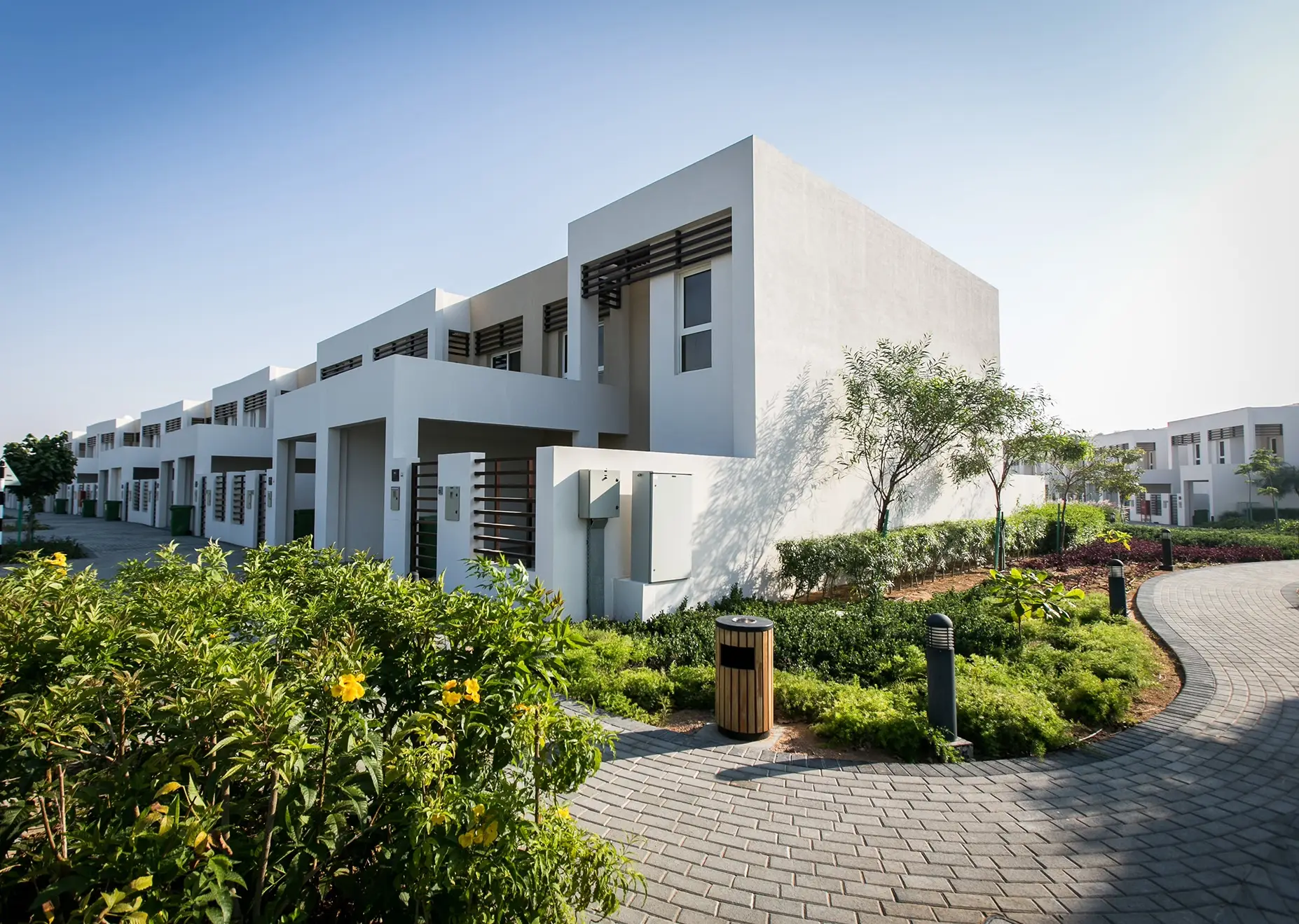RAK PROPERTIES "Flamingo Villas 1"