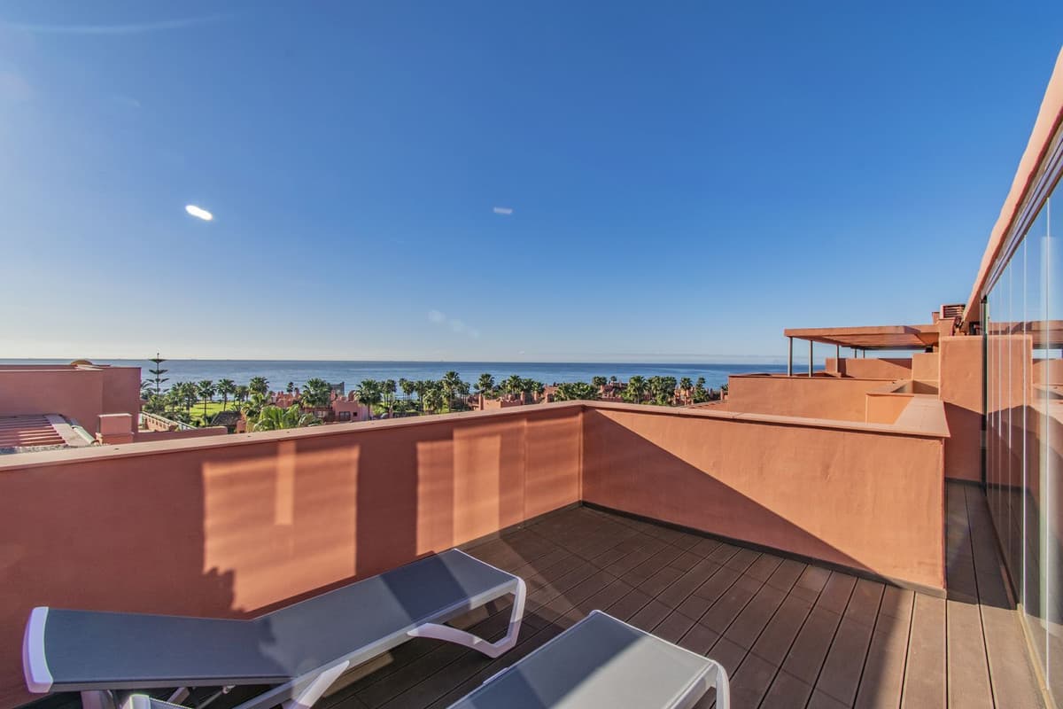 Penthouse for sale in New Golden Mile