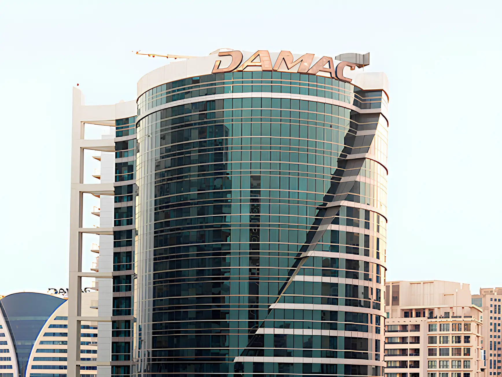 DAMAC "Smart Heights"